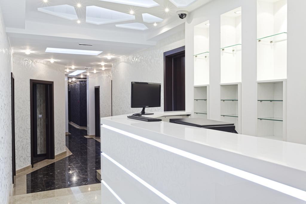 Centrum Sobe Rooms Cacak Luaran gambar