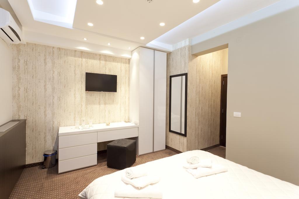 Centrum Sobe Rooms Cacak Luaran gambar